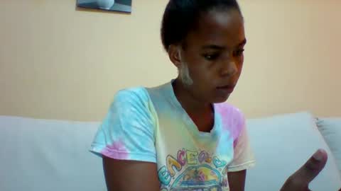 Snapshot of sexyqueen3457132 chatting on March 10, 11:34 am DOVY ACHIENG online show from March 10, 11:34 am