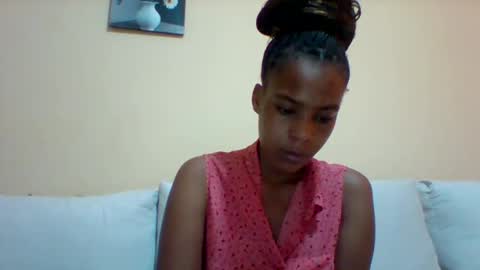 Snapshot of sexyqueen3457132 chatting on March 7, 11:18 am DOVY ACHIENG online show from March 7, 11:18 am