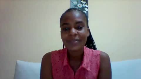Snapshot of sexyqueen3457132 chatting on February 20, 7:30 pm DOVY ACHIENG online show from February 20, 7:30 pm