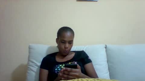 Snapshot of sexyqueen3457132 chatting on March 12, 6:53 pm DOVY ACHIENG online show from March 12, 6:53 pm