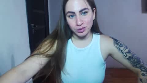 Snapshot of sexyyuliia777 chatting on October 18, 9:34 am Yuliia online show from October 18, 9:34 am