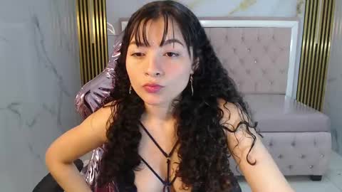 Shalon  online show from February 11, 8:10 pm