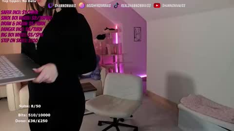 Shanmais online show from January 6, 7:39 pm