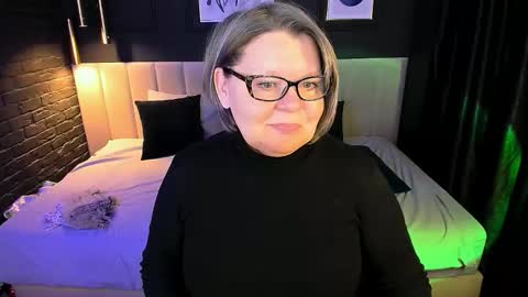 Shannon online show from February 11, 1:12 pm