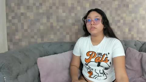 Snapshot of shanon_marel chatting on September 28, 12:21 pm SHANON online show from September 28, 12:21 pm