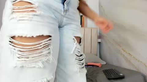 Snapshot of shanon_marel chatting on September 23, 1:09 pm SHANON online show from September 23, 1:09 pm