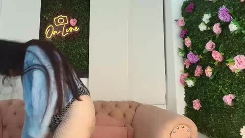 Snapshot of shanon_marel chatting on October 12, 12:40 pm SHANON online show from October 12, 12:40 pm