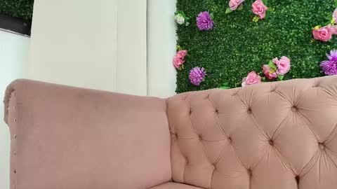 Snapshot of shanon_marel chatting on September 10, 1:44 pm SHANON online show from September 10, 1:44 pm