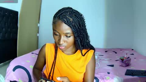 Snapshot of shantall_ebony1 chatting on October 24, 11:50 am shantall_ebony1 online show from October 24, 11:50 am