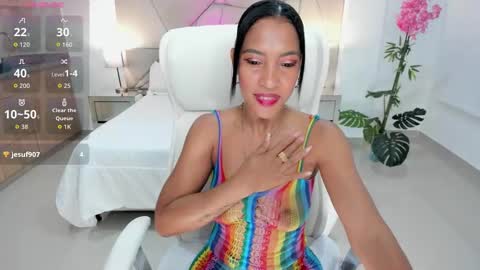 Snapshot of shantall_wills chatting on September 18, 8:40 pm Shantall wills online show from September 18, 8:40 pm