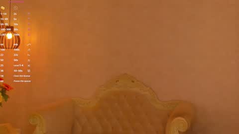 ShantallKnowles online show from November 18, 11:44 am