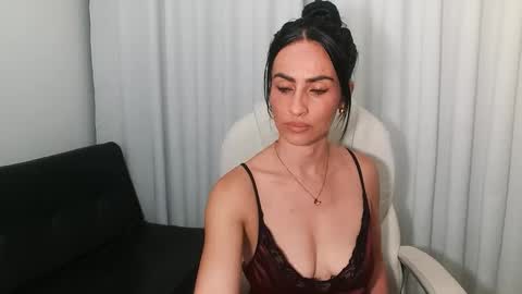 Snapshot of shantalxxx67 chatting on February 12, 2:45 am shantal online show from February 12, 2:45 am