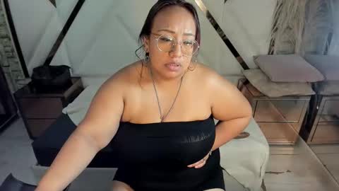 Shara Oz online show from February 14, 5:20 am