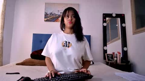 shara_soul online show from November 28, 2:42 pm