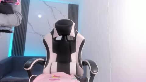 Lady Shauna online show from October 20, 6:05 am