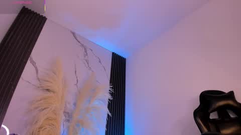 Shauna online show from February 21, 6:47 am