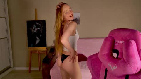 Shawty Mia online show from November 7, 7:19 pm