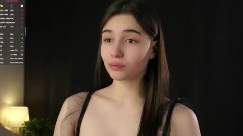 Tessa online show from April 14, 2:33 am