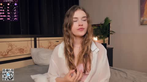 Violet online show from January 7, 12:31 pm