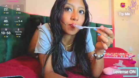 sheilly_brown online show from June 15, 8:42 pm