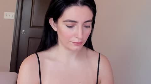 sheisallthat online show from October 31, 8:13 pm