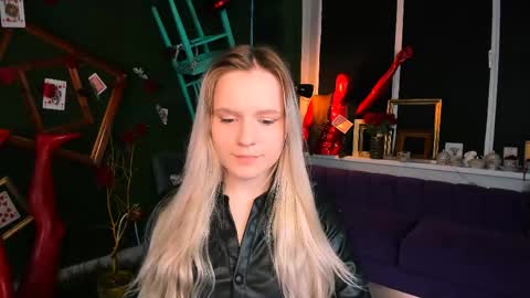 Sweet Sherri online show from May 5, 6:16 am