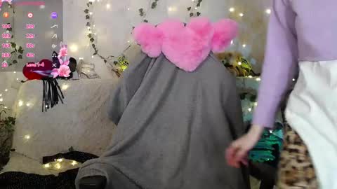 Vanessa online show from November 24, 5:37 pm