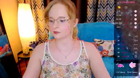 Hello guys my name is Aemilia online show from November 27, 8:39 am