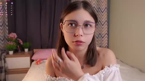 Iris online show from September 16, 11:18 am