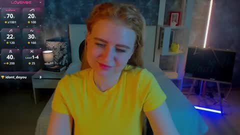 Lisa online show from May 31, 2:28 am