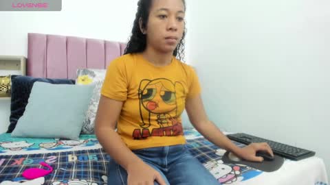 Snapshot of shira_sexylove chatting on February 16, 11:49 am shira_sexylove online show from February 16, 11:49 am