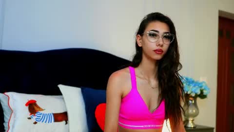 shy_eveline online show from July 2, 4:18 am