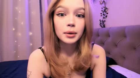 Megan 3 online show from March 5, 9:43 pm