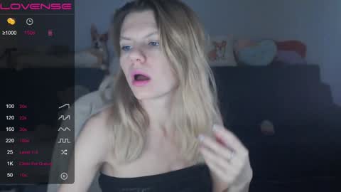 Snapshot of shy_moony chatting on January 19, 9:55 pm just Alex online show from January 19, 9:55 pm