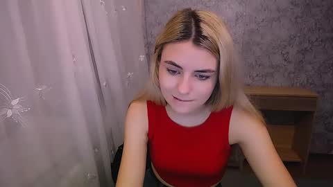 shy_sabrina_ online show from January 24, 8:44 am