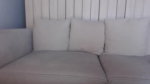 Snapshot of shy_schoolgirl_ chatting on February 7, 9:48 pm shy_schoolgirl_ online show from February 7, 9:48 pm