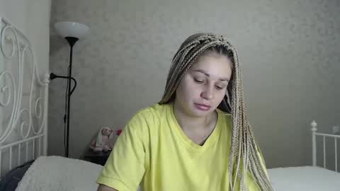 Eva online show from October 31, 2:43 pm