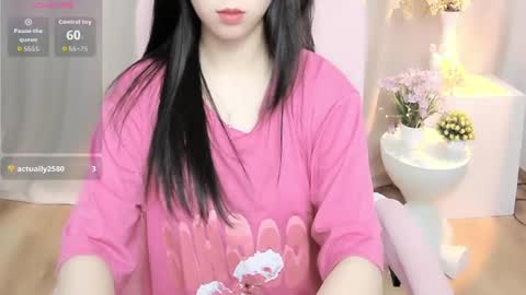 nana online show from June 20, 9:35 am