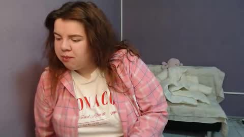 Snapshot of shyness_girl chatting on October 19, 7:32 am Bethany online show from October 19, 7:32 am