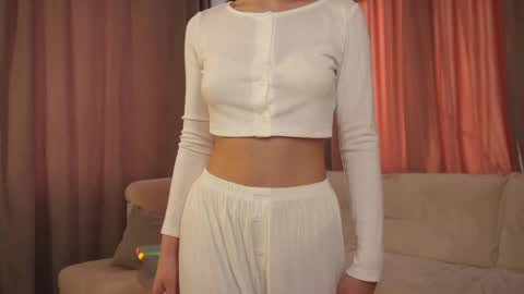 Tanya online show from April 13, 1:01 pm