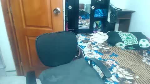 sara online show from February 12, 4:11 pm