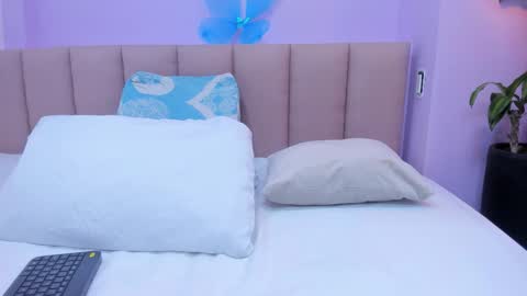 sienna_mg12 online show from November 29, 11:58 am