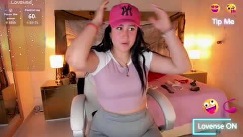 Sienna  online show from October 31, 12:20 pm