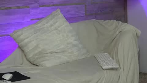 SiennaShapiro online show from March 4, 1:50 pm