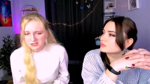 sierra_funny online show from December 5, 12:39 pm