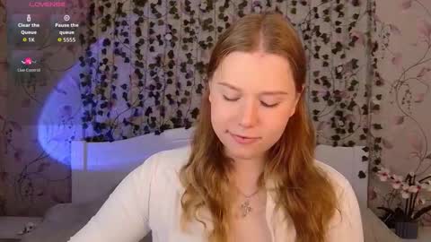 Chloe online show from September 16, 5:37 am