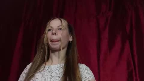 JULIANA online show from March 6, 10:05 pm