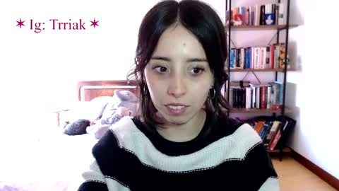 silkbite online show from April 12, 9:17 pm