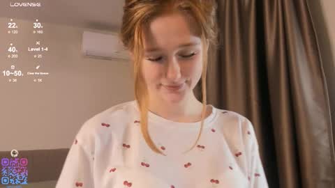 Call me Mia online show from December 16, 3:29 pm