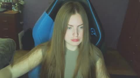Erica online show from May 3, 5:49 pm